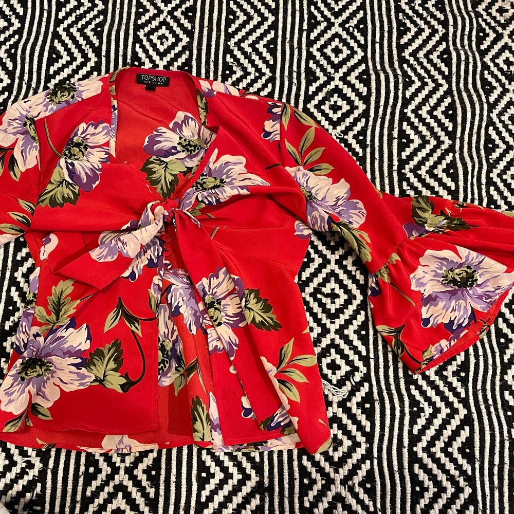 Red open front top